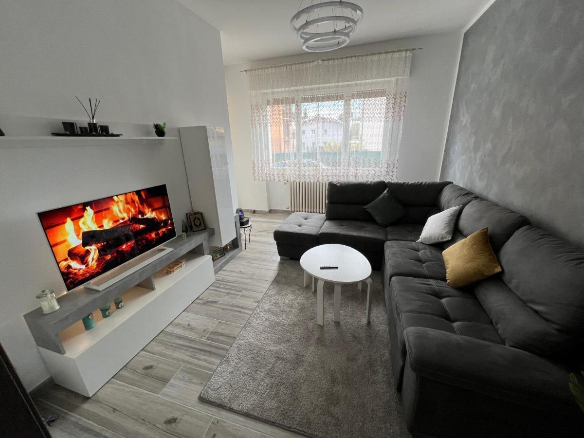 Casa Di Afi, Perfect For 4 - Kitchen - Parking - Netflix Lägenhet Arona Exteriör bild